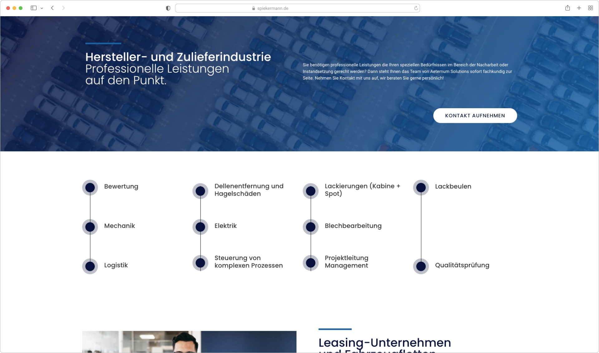 WordPress Webdesign für Aeternum Solutions: Website auf Deutsch mit blauem Banner, Parkplätzen & Service-Icons für Mechanik & Logistik.